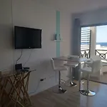 شقة Portonovo Galit - Sea View - Piscina - Wifi - Old Town